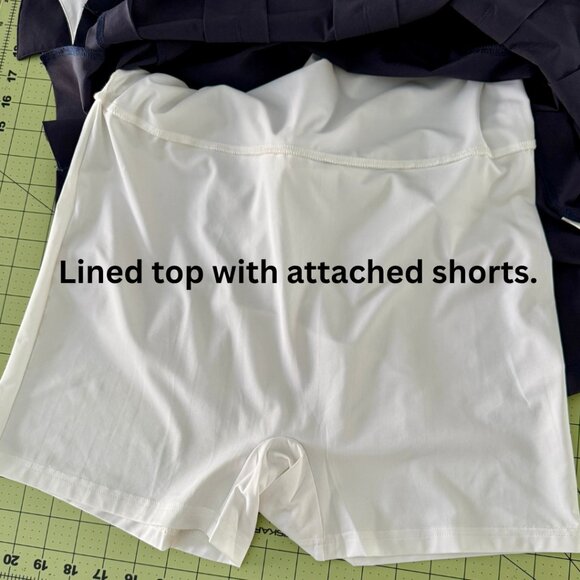 Golftini Golf/Tennis Dress NWT Navy Drop Waist, Pleated Skirt, Size S - Picture 4 of 4